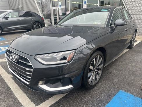 Used 2023 Audi A4 2.0T Premium w/ Convenience Package image 3