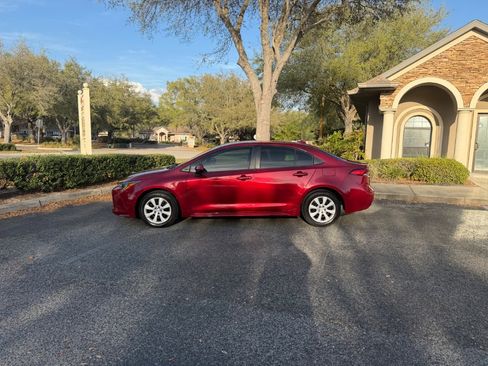 Used 2023 Toyota Corolla LE image 12
