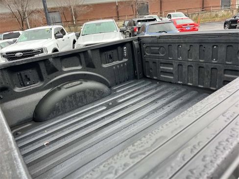 Used 2019 Ford F150 Lariat image 12