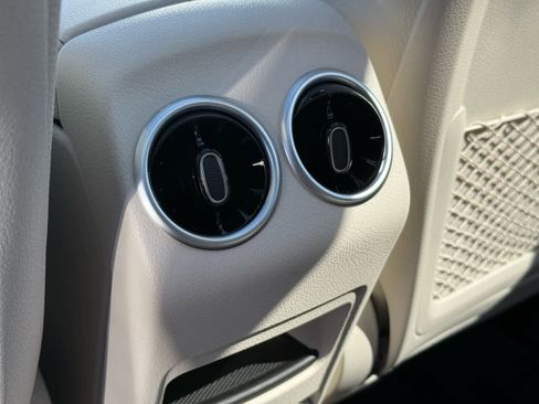 Certified 2026 Mercedes-Benz GLB 250 4MATIC image 27