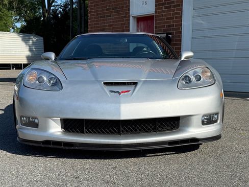 Used 2009 Chevrolet Corvette Z06 RWD image 9