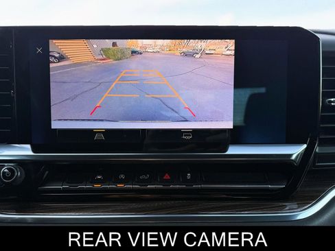 Used 2022 Chevrolet Silverado 1500 LT image 24