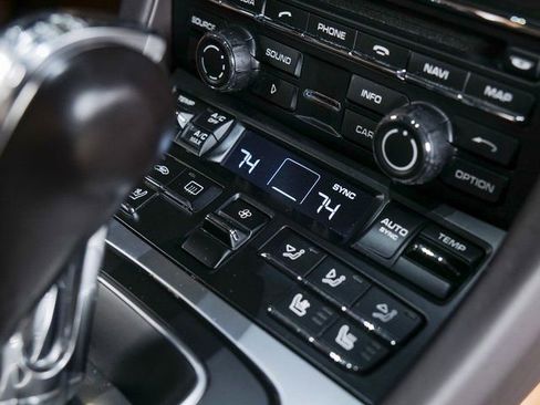 Certified 2014 Porsche 911 Turbo image 21