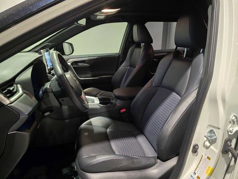 Used 2019 Toyota RAV4 XSE image 6