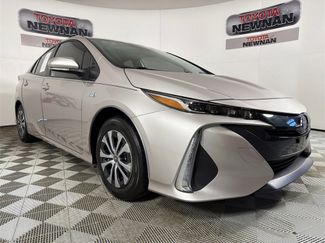 Used 2022 Toyota Prius Prime LE video 1