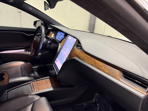 Used 2021 Tesla Model S Performance AWD/4WD image 33