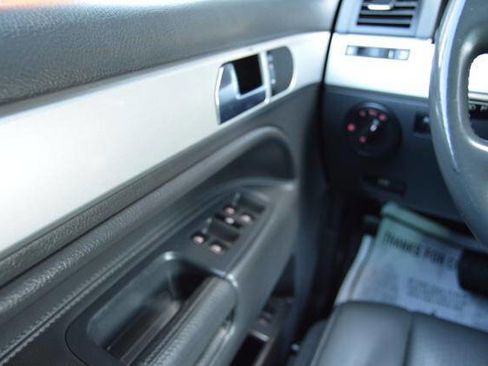 Used 2009 Volkswagen Touareg VR6 image 37