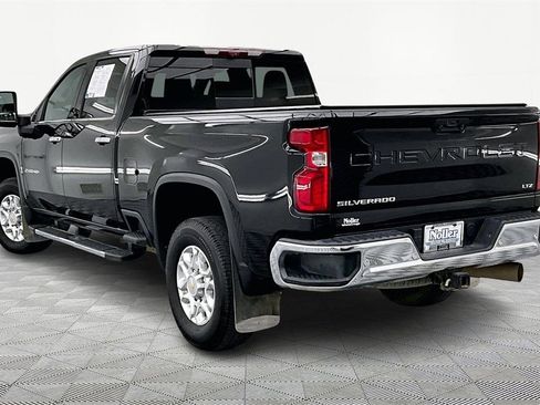 Used 2024 Chevrolet Silverado 2500 LTZ w/ LTZ Convenience Package image 13