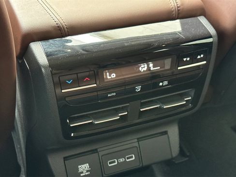 Certified 2023 Acura MDX SH-AWD w/ Technology Package image 17