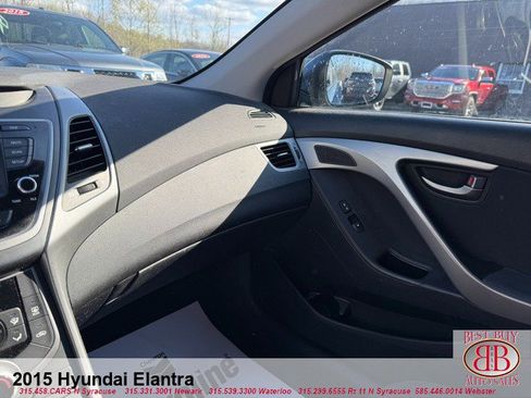 Used 2015 Hyundai Elantra Sedan FWD image 12