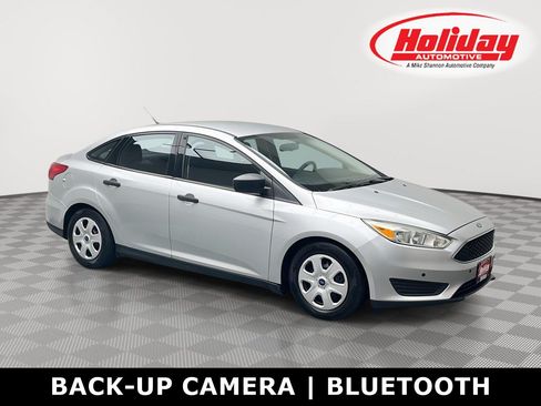 Used 2016 Ford Focus S FWD image 1