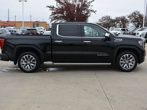 New 2025 GMC Sierra 1500 Denali image 8