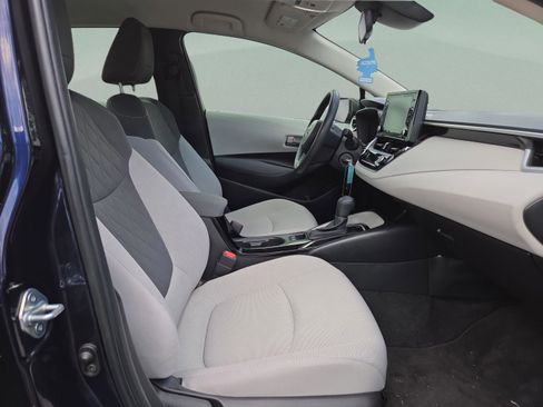 Used 2022 Toyota Corolla LE FWD image 33