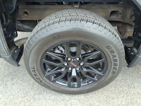 Certified 2023 GMC Sierra 1500 Pro w/ Graphite Edition AWD/4WD image 18