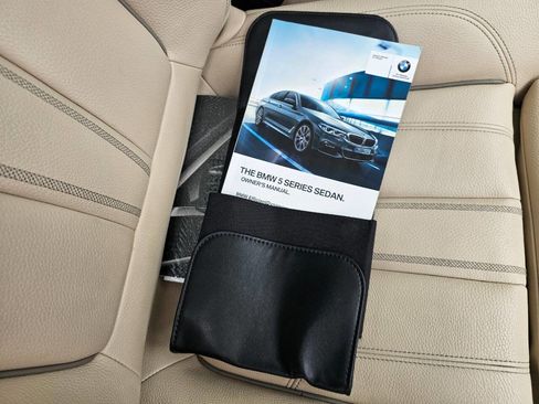 Used 2018 BMW 530i xDrive image 48