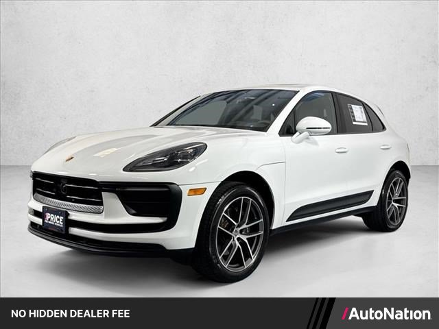 Certified 2026 Porsche Macan AWD/4WD image 1