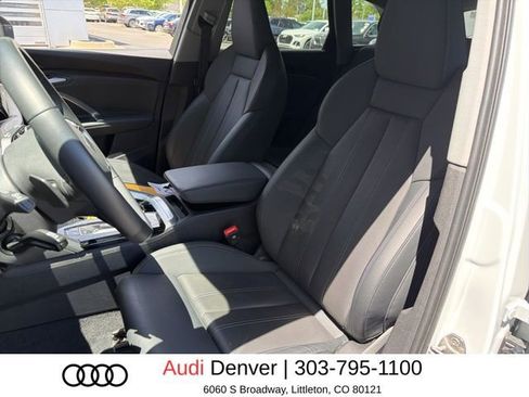 Used 2025 Audi Q5 Premium Plus w/ Premium Plus AWD/4WD image 10