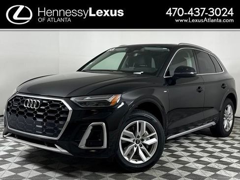 Used 2023 Audi Q5 2.0T Premium w/ Convenience Package AWD/4WD image 1