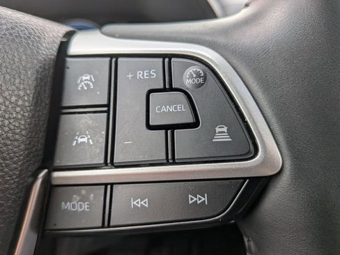 Certified 2024 Toyota Grand Highlander XLE image 15