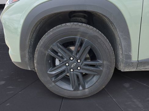 Used 2025 Chevrolet Trax ACTIV w/ Driver Confidence Package FWD image 14