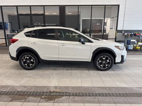 Used 2018 Subaru Crosstrek 2.0i image 8