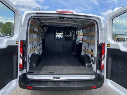 Used 2025 Ford Transit 250 Low Roof w/ Exterior Upgrade Package RWD image 5