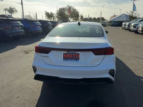 Used 2024 Kia Forte LXS image 6