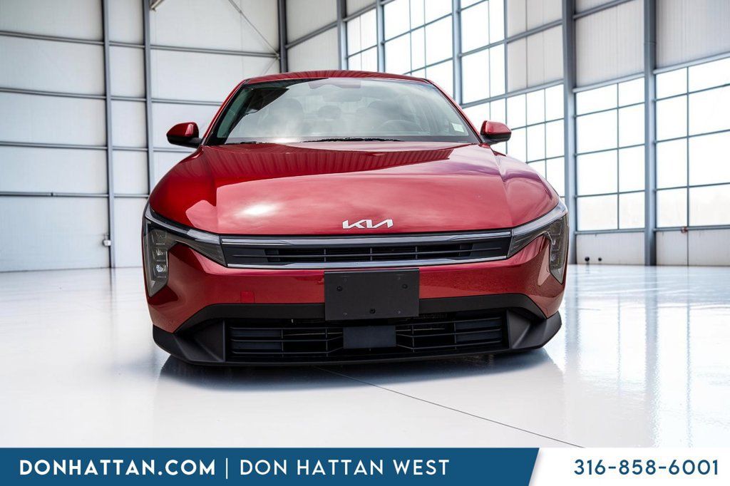 Used 2025 Kia K4 FWD image 25