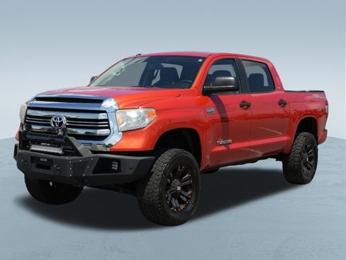 Used 2016 Toyota Tundra SR5 w/ TRD Off Road Package AWD/4WD image 3