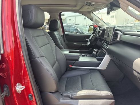 Used 2024 Toyota Sequoia Limited AWD/4WD image 30