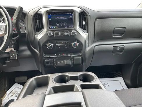 Used 2023 Chevrolet Silverado 2500 LT AWD/4WD image 29
