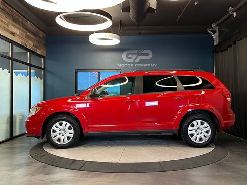 Used 2020 Dodge Journey SE FWD image 6