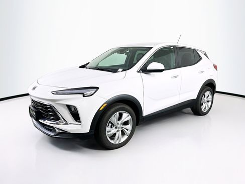 Used 2025 Buick Encore GX Preferred image 3