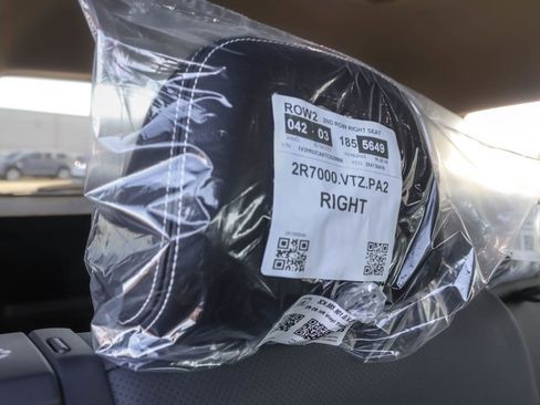 New 2026 Volkswagen Atlas SE image 36