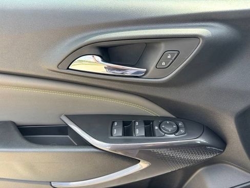New 2026 Chevrolet Trax ACTIV w/ Driver Confidence Package FWD image 18