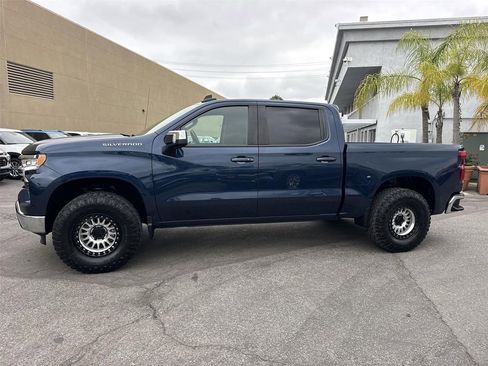 Used 2023 Chevrolet Silverado 1500 LT w/ Safety Package RWD image 6