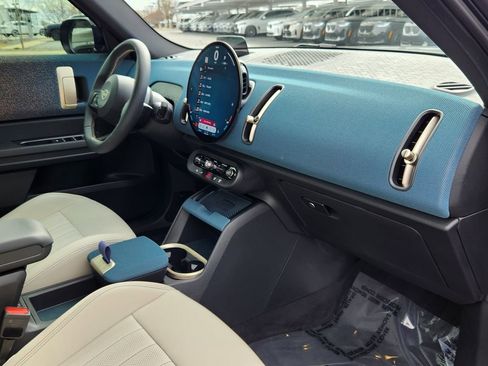 Used 2025 MINI Cooper Countryman SE image 16