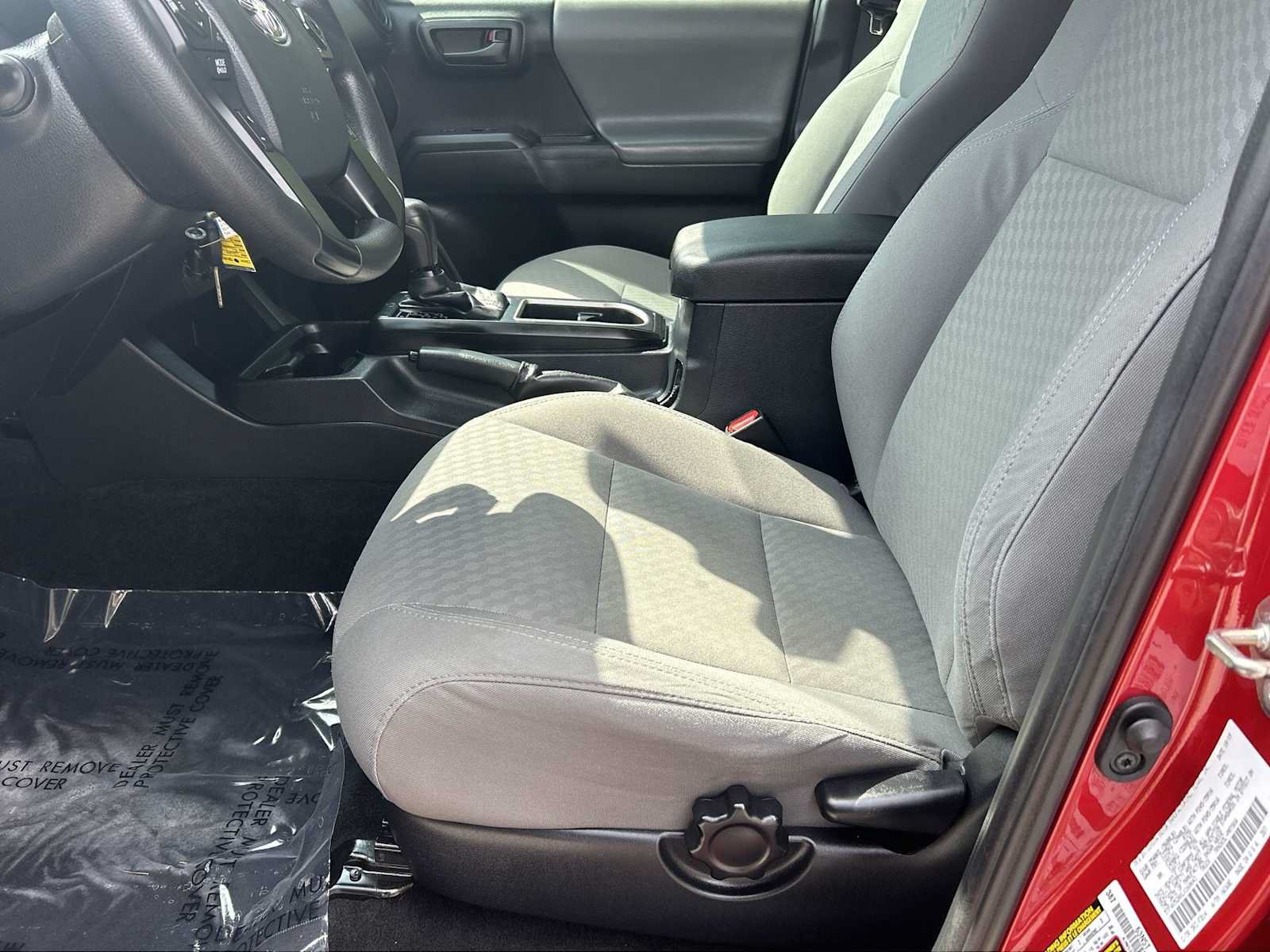 Used 2020 Toyota Tacoma SR w/ SR Convenience Package RWD image 10