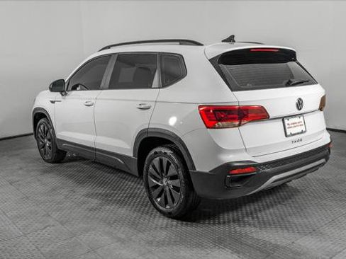 Used 2023 Volkswagen Taos S FWD image 6