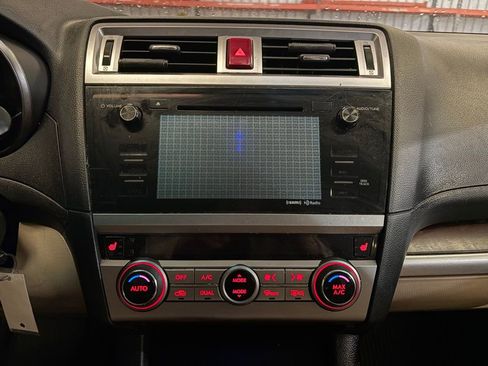 Used 2015 Subaru Outback 2.5i Limited w/ Popular Package #4 image 15