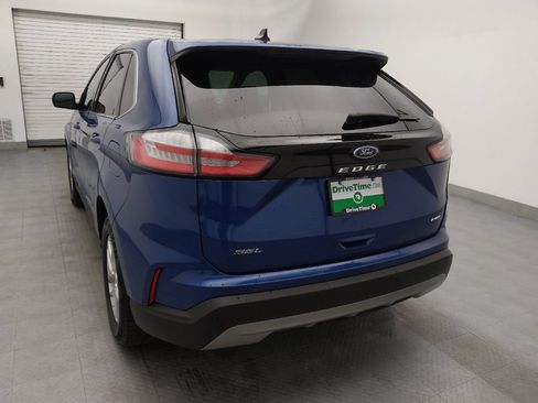 Used 2024 Ford Edge SEL image 6