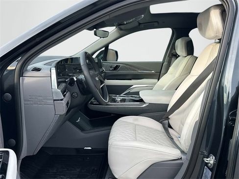 New 2026 Cadillac Escalade IQ Sport 1 w/ LPO, ONYX Package image 10