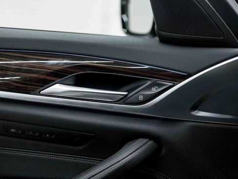 Used 2019 BMW 540i w/ M Sport Package RWD image 39