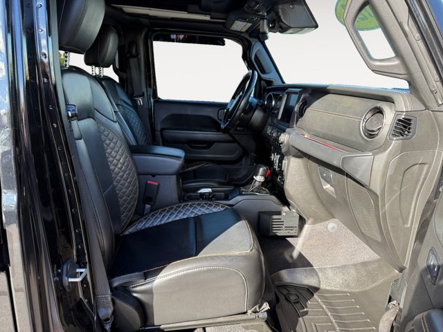 Used 2021 Jeep Wrangler Unlimited Sahara AWD/4WD image 16