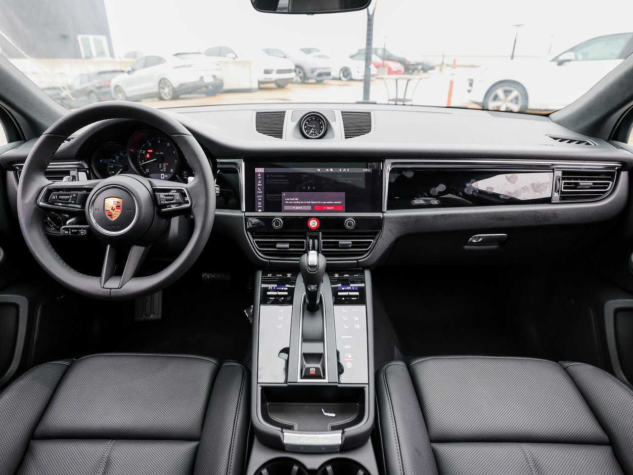 Certified 2026 Porsche Macan AWD/4WD image 25