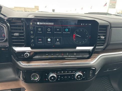 Used 2023 GMC Sierra 1500 Elevation image 15