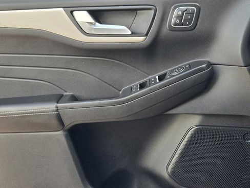Used 2022 Ford Escape SEL w/ Technology Package image 25