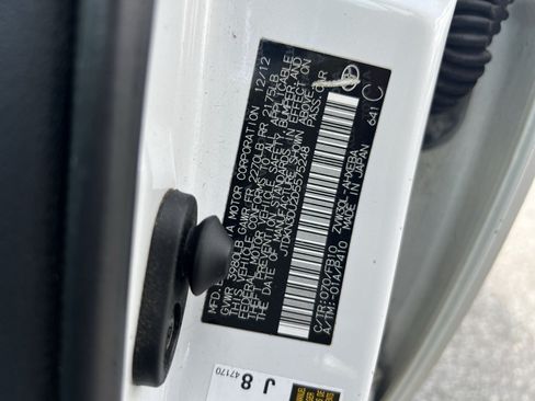 Used 2013 Toyota Prius Three FWD image 28