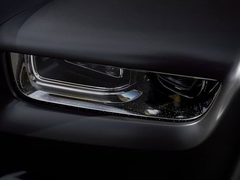 Used 2025 Rolls-Royce Phantom Sedan RWD image 16