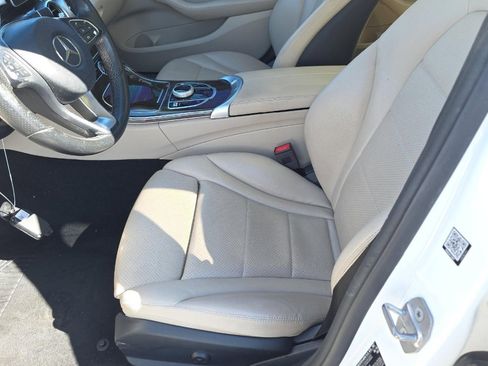 Used 2018 Mercedes-Benz C 300 C 300 w/ Premium Package image 3